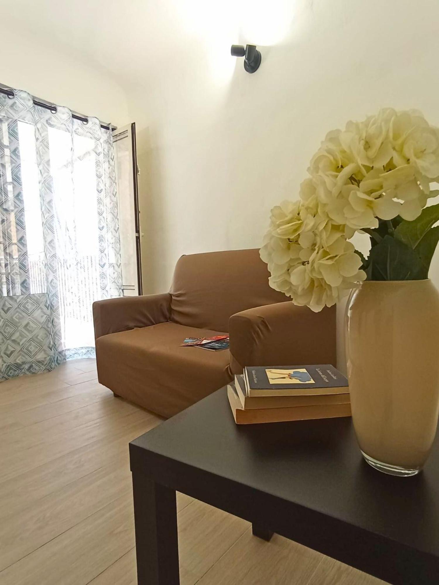 Mille Memories Apartment Palermo Bagian luar foto